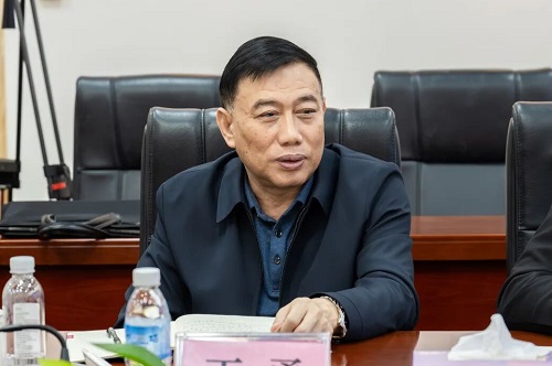 丁勇讲话.jpg